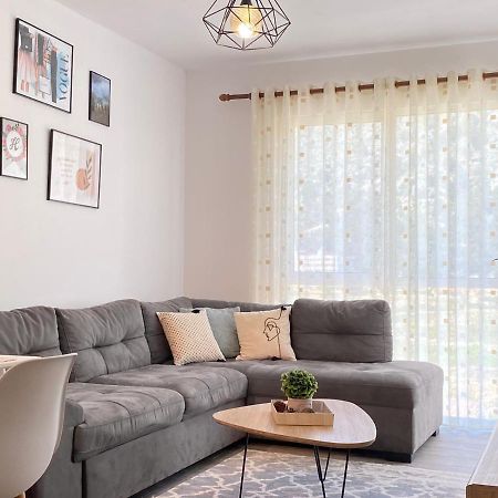 Heili'S Cozy Apartment Shengjin Luaran gambar